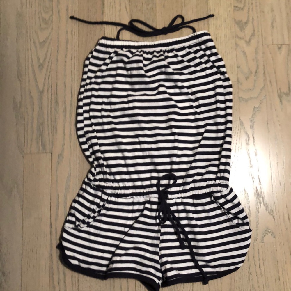 Strapless romper